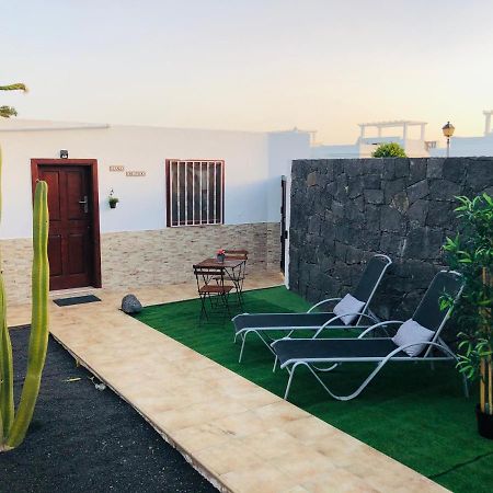 Casa Oliver Playa Blanca  Exterior photo